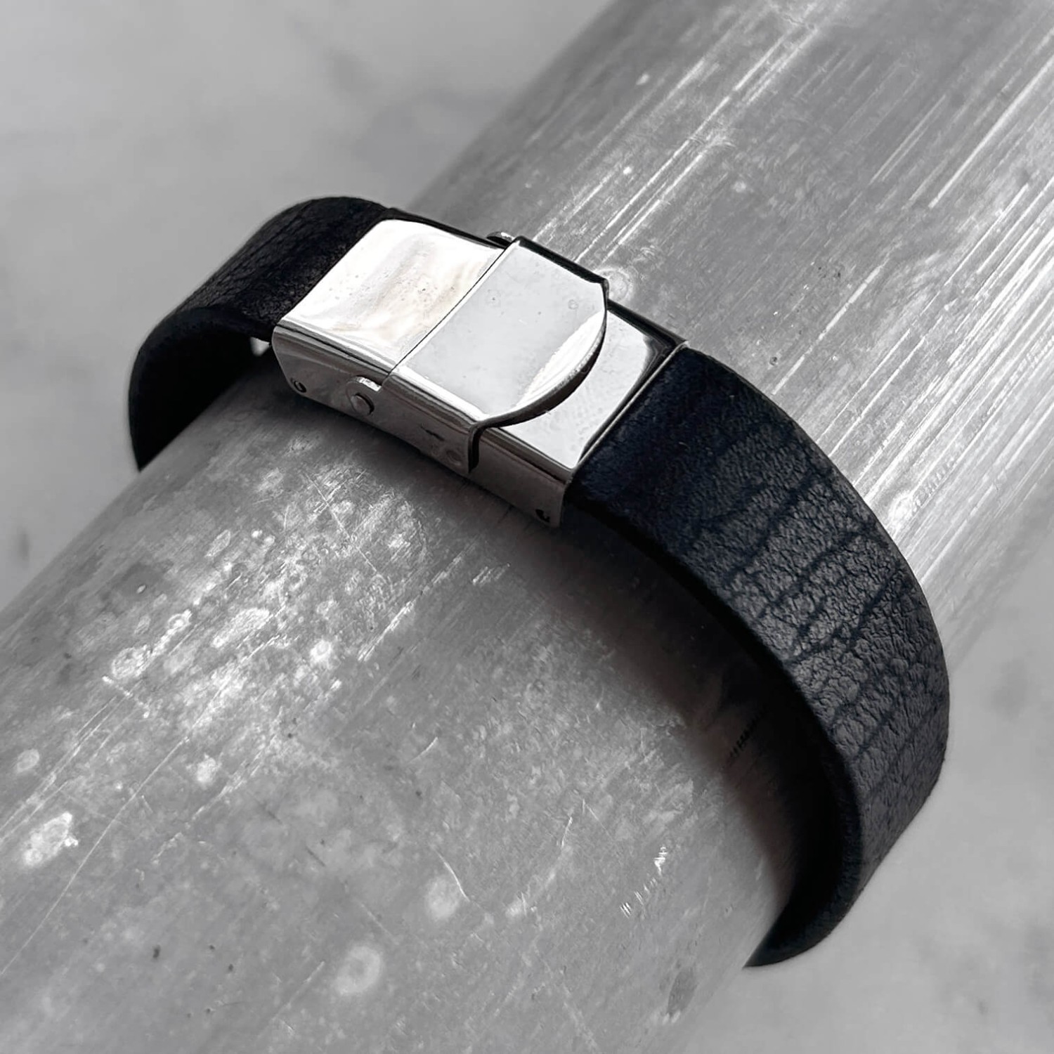 14 czarna buffalo (1).jpg