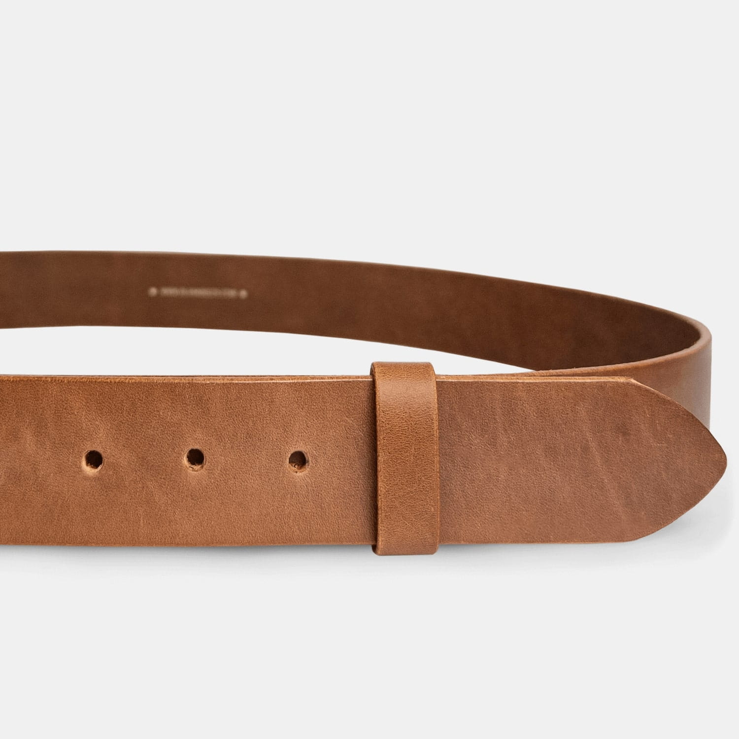 Sama skóra – Średni Brąz Woskowana – 40 mm