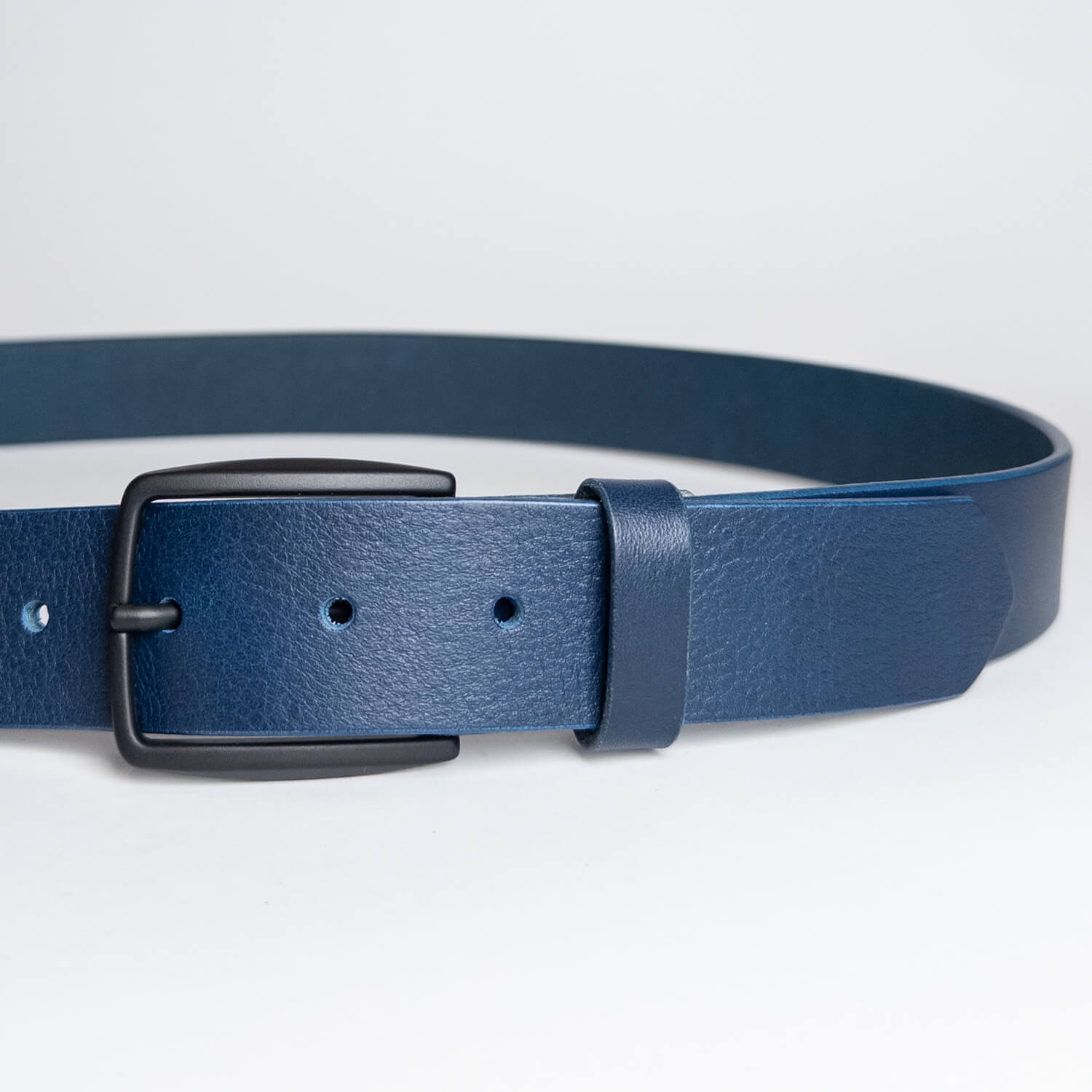 nr 135 black 3.jpg